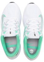 (W) Nike Quest 3 'Putih Hijau Bersinar' CD0232-111 Lookbook (W) Nike Quest 3 'Putih Hijau Bersinar' CD0232-111