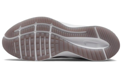 (Women) Nike Quest 4 Premium 'Photon Dust Metallic Lustre' DA8723-011
