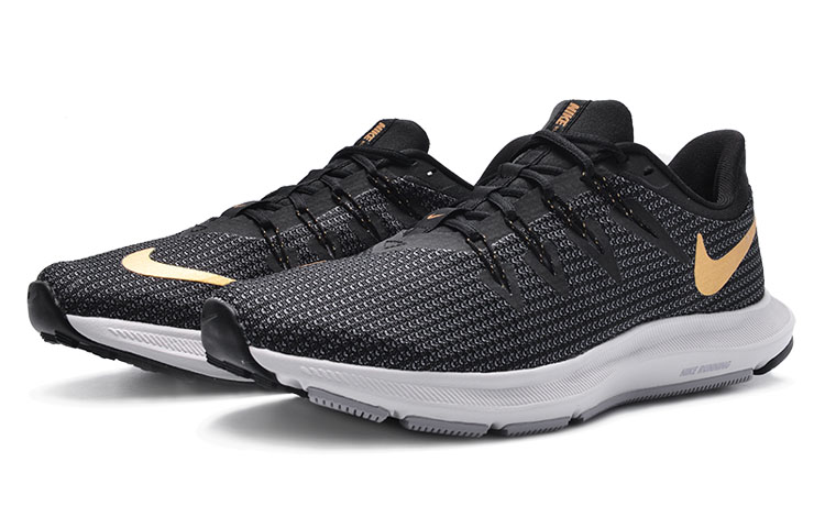 Lookbook (W) ナイキ クエスト 「メタリックゴールド」 AA7412-006