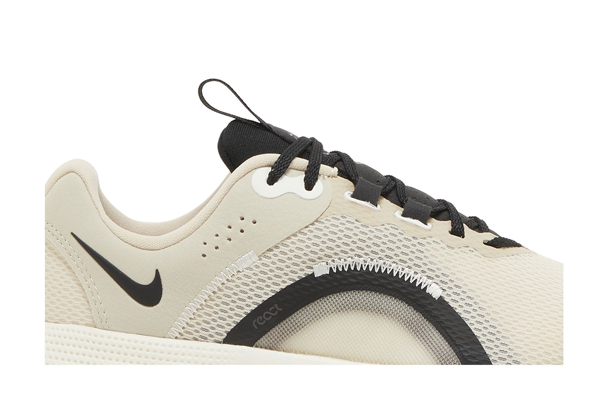 Lookbook (W) Nike React Escape Run 2 ''Sanddrift Nero'' DJ9976-100