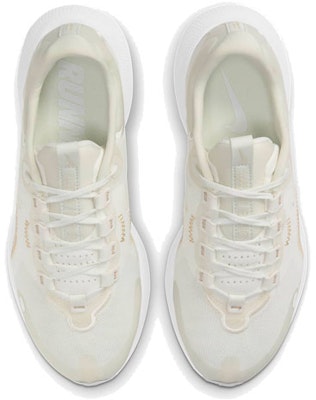 Nike React Escape Run 1 RN 低筒 跑步鞋 女款 帆白 Shop Nike React Escape Run 1 RN 低筒 跑步鞋 女款 帆白