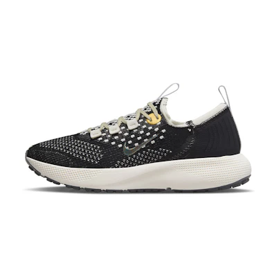 (W) Nike React Escape Run Flyknit 'Black Metallic Vivid Gold'