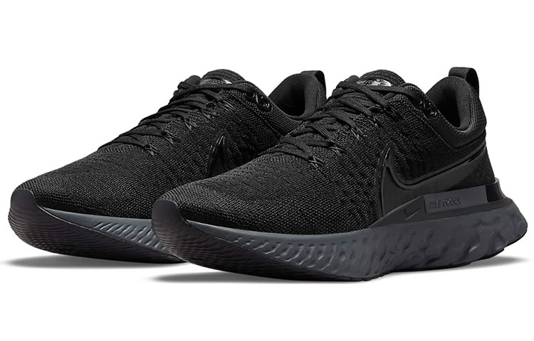 Lookbook (W) ナイキ リアクト インフィニティ 2 ブラック/アイロングレー CT2423-006