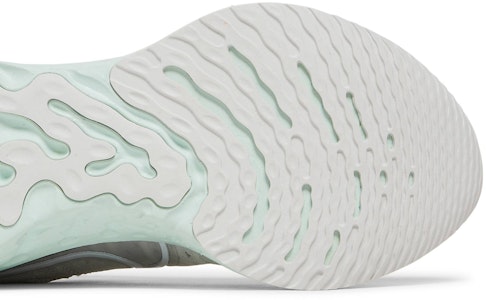 (女款)Nike React Infinity Run Flyknit 2「鉑金色」CT2423-007 Purchase (女款)Nike React Infinity Run Flyknit 2「鉑金色」CT2423-007