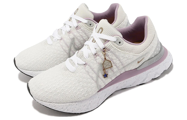 Lookbook (W) Nike React Infinity Run Flyknit 3 'Bling' Zapatillas para Correr FB1864-101