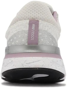 (女性)Nike React Infinity Run Flyknit 3 'Bling' FB1864-101 Shop (女性)Nike React Infinity Run Flyknit 3 'Bling' FB1864-101