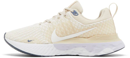 Lookbook (W) Nike React Infinity Run Flyknit 3 'Avena'. DZ3016-101