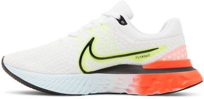 (W) 나이키 리액트 인피니티 런 플라이니트 3 "화이트 볼트" DX3351-100 Lookbook (W) 나이키 리액트 인피니티 런 플라이니트 3 "화이트 볼트" DX3351-100