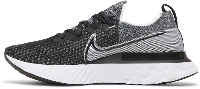 耐吉 React Infinity Run Flyknit 1 低幫 跑步鞋 女款 黑白灰 Lookbook 耐吉 React Infinity Run Flyknit 1 低幫 跑步鞋 女款 黑白灰