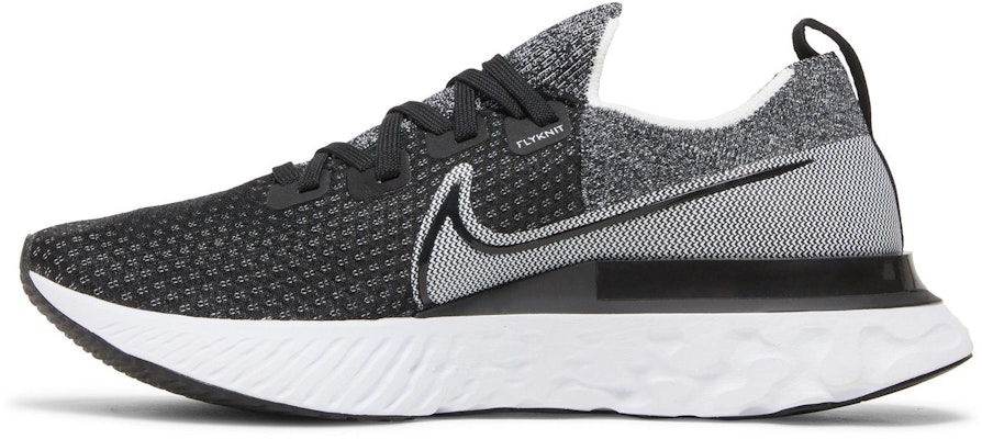 (W) Nike React Infinity Run Flyknit 'Negro Blanco' CD4372-012 Lookbook (W) Nike React Infinity Run Flyknit 'Negro Blanco' CD4372-012