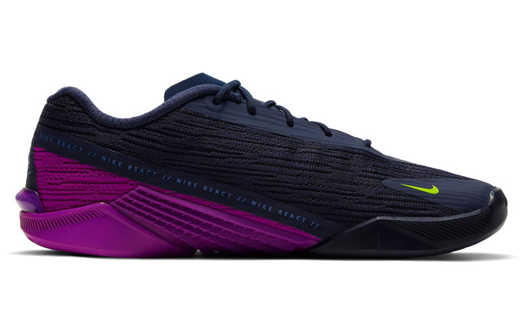 Lookbook (W) Nike React Metcon Turbo ''Zwartblauw Rode Pruim'' CT1249-400