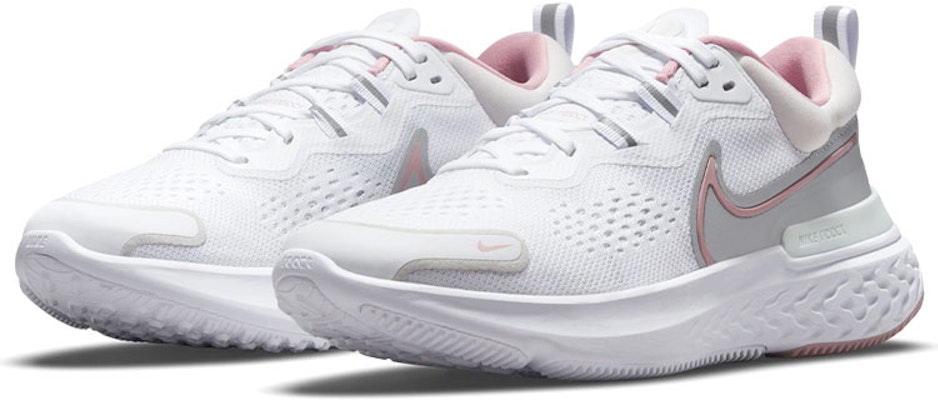 (W) Nike React Miler 2 'Putih Pink Glaze' CW7136-101 Lookbook (W) Nike React Miler 2 'Putih Pink Glaze' CW7136-101