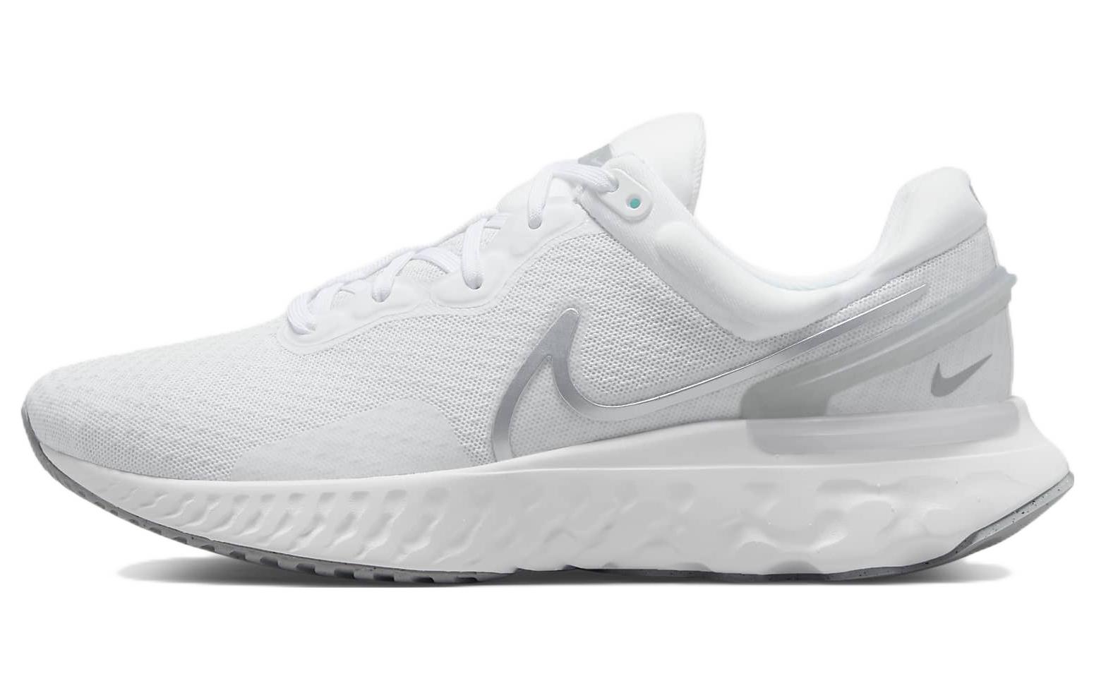 Buy (W) Nike React Miler 3 Low Tops Weiß Sneaker DD0491-100