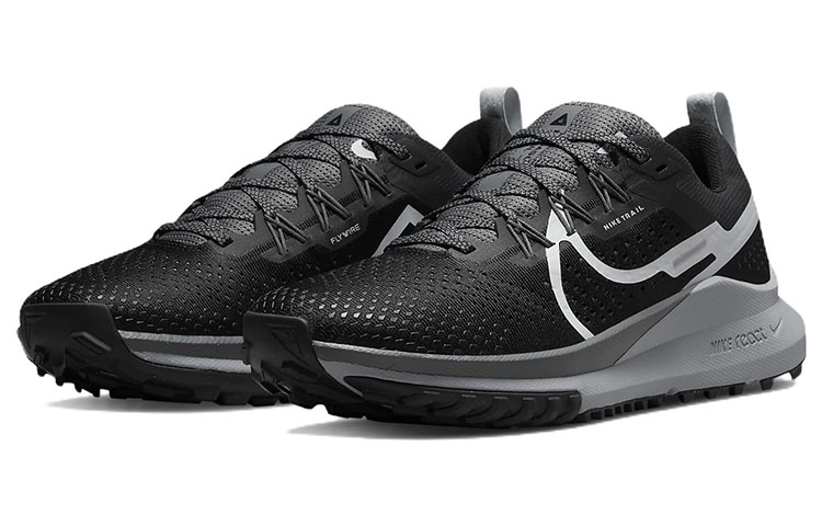 Lookbook (W) Nike React Pegasus Trail 4 ''Noir Gris Foncé'' DJ6159-001
