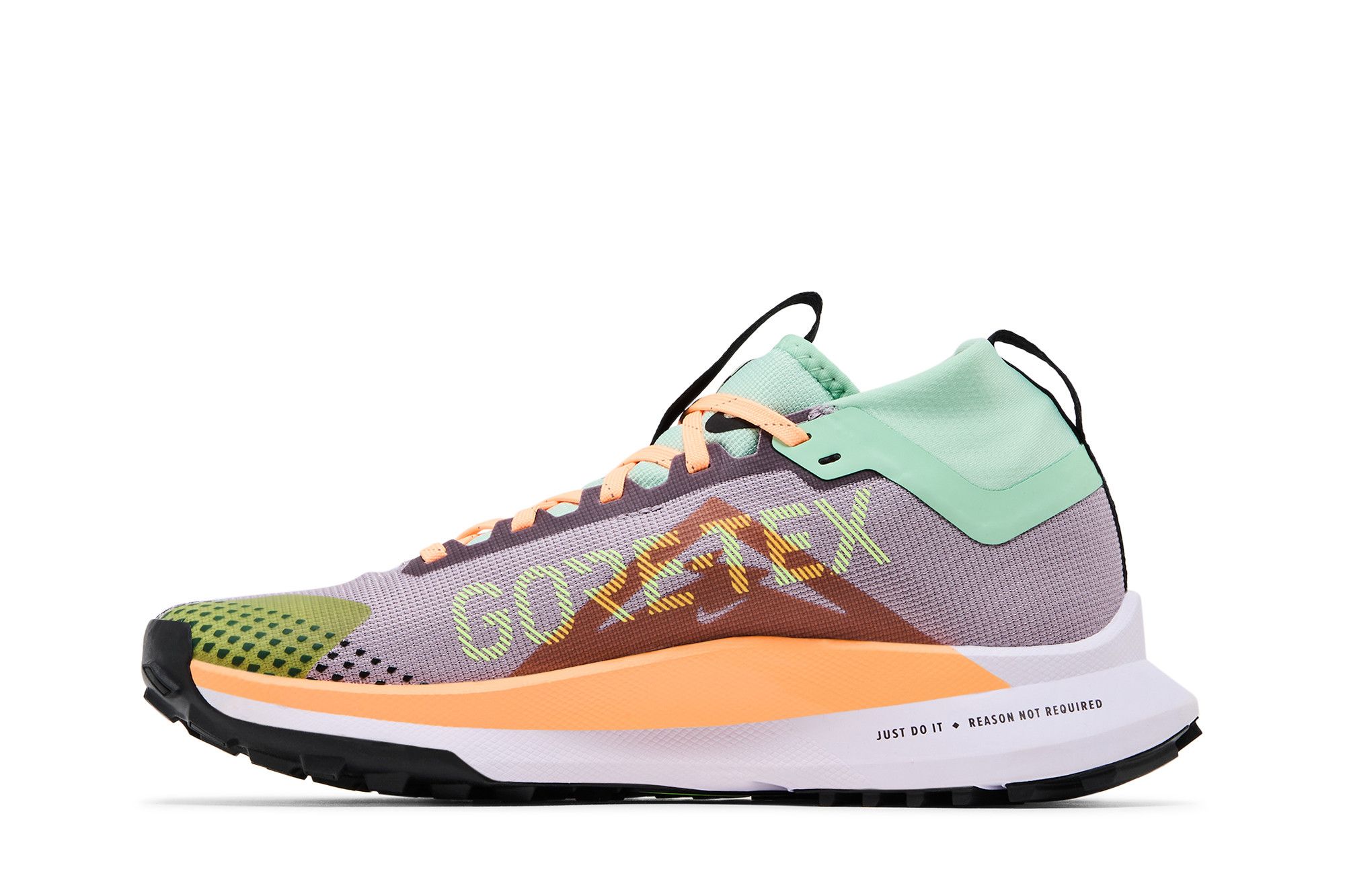 Shop (W) Nike React Pegasus Trail 4 GORE-TEX V2 ''Fumo Viola Crema di Pesca'' HM9723-500
