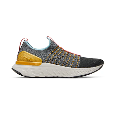 (W) Nike React Phantom Run Flyknit 2 'Black Phantom'