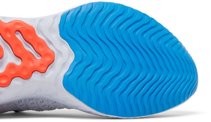 (W) Nike React Phantom Run Flyknit 2 'Abu-Abu Crimson Cerah' DV2179-001 Purchase (W) Nike React Phantom Run Flyknit 2 'Abu-Abu Crimson Cerah' DV2179-001