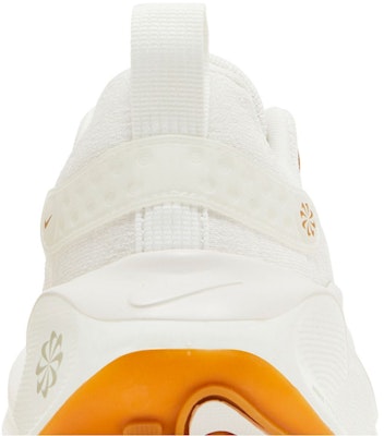 (W) Nike ReactX Infinity Run 4 'Coklat Cerah Emas Metalik Gum' DR2670-013 Sizing (W) Nike ReactX Infinity Run 4 'Coklat Cerah Emas Metalik Gum' DR2670-013