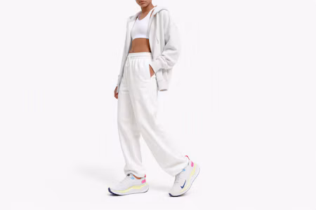 Order (W) Nike ReactX Infinity Run 4 'Photon Dust Royal Pink' untuk Wanita DR2670-009