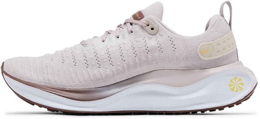 (W) Nike ReactX Infinity Run 4 Wide 'Platinum Violet Black' - Violeta Platino Negro FN0880-010 Lookbook (W) Nike ReactX Infinity Run 4 Wide 'Platinum Violet Black' - Violeta Platino Negro FN0880-010