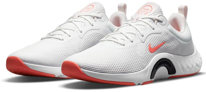 Nike Renew In-Season TR 11 輕便通風 低筒運動訓練鞋 女款 粉白 Lookbook Nike Renew In-Season TR 11 輕便通風 低筒運動訓練鞋 女款 粉白