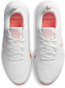 Nike Renew In-Season TR 11 輕便通風 低筒運動訓練鞋 女款 粉白 Shop Nike Renew In-Season TR 11 輕便通風 低筒運動訓練鞋 女款 粉白