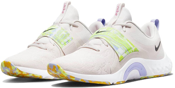 (W) Nike Renew In-Season TR 12 Premium 'Light Thistle Pinksicle' Wanita DM0947-001 Lookbook (W) Nike Renew In-Season TR 12 Premium 'Light Thistle Pinksicle' Wanita DM0947-001