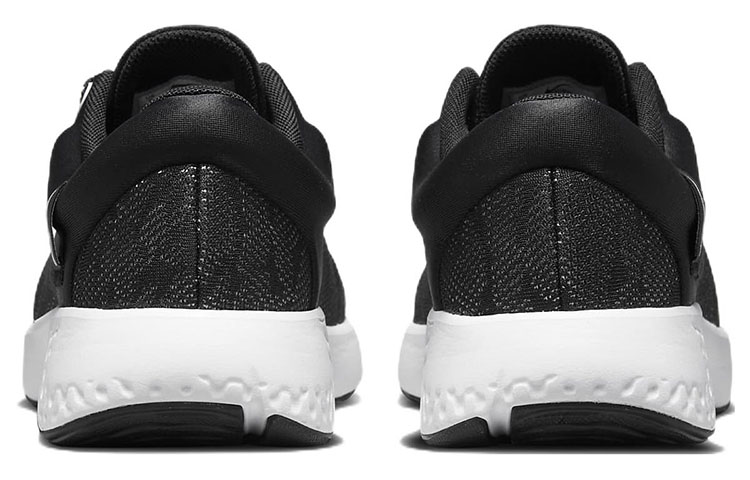 Purchase (女性) Nike Renew Serenity Run 2 ‘黑白’ DM0820-001