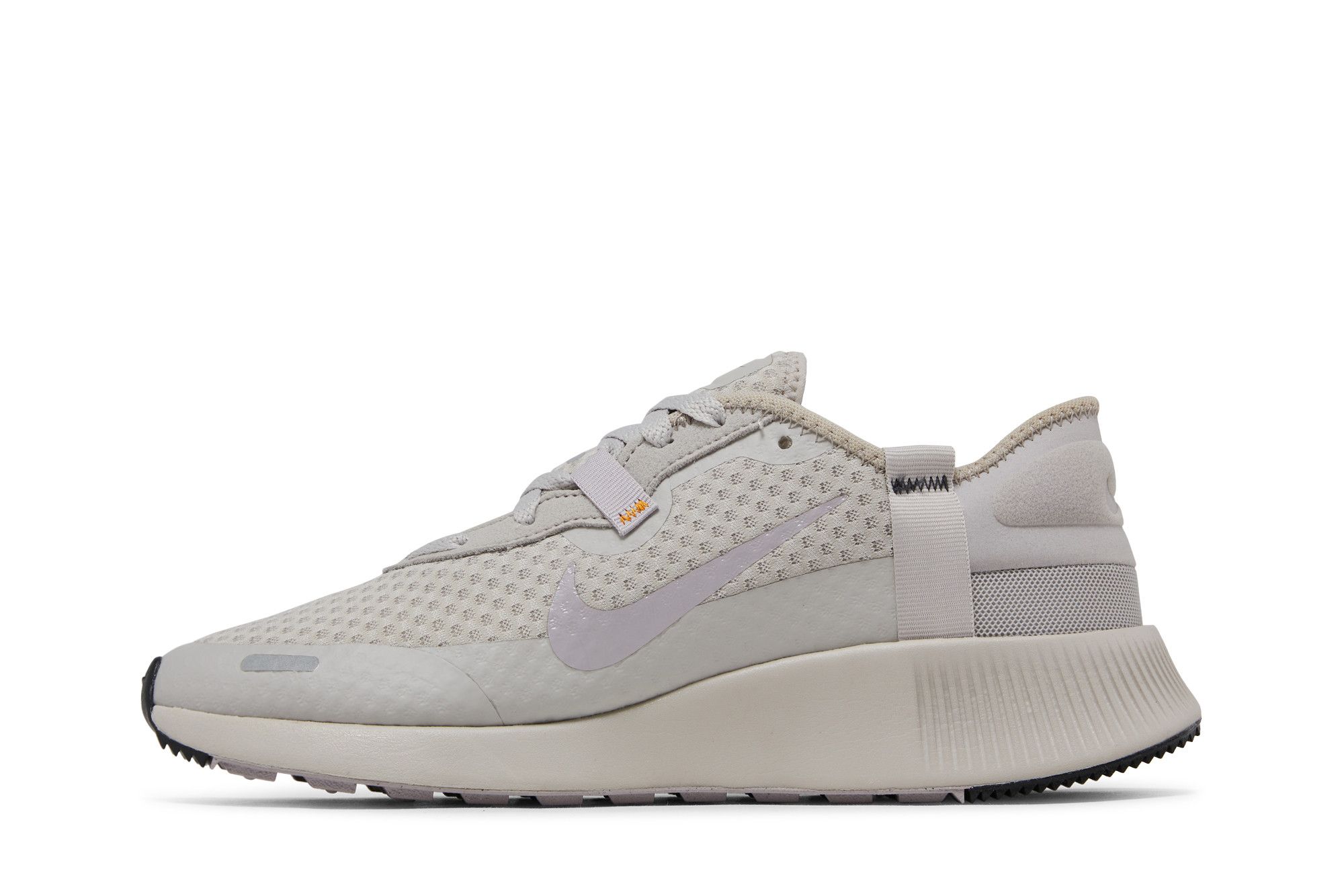 Lookbook (W) Nike Reposto ''Licht IJzererts'' CZ5630-015
