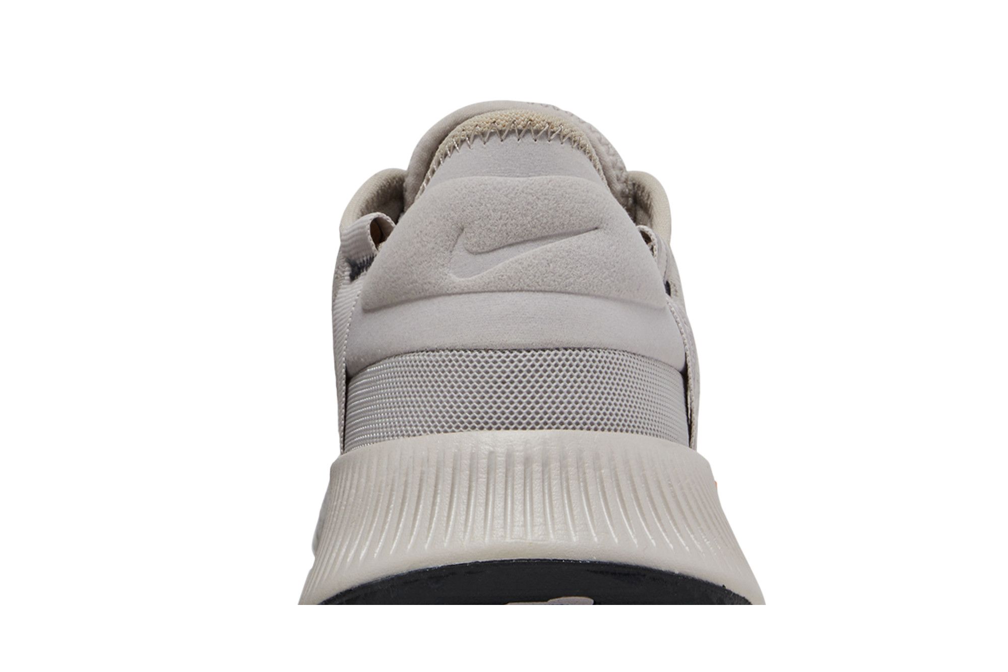 Sizing (W) Nike Reposto ''Licht IJzererts'' CZ5630-015