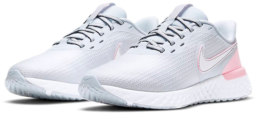 (W) Nike Revolution 5 EXT Abu-Abu/Pink CZ8590-007 Lookbook (W) Nike Revolution 5 EXT Abu-Abu/Pink CZ8590-007