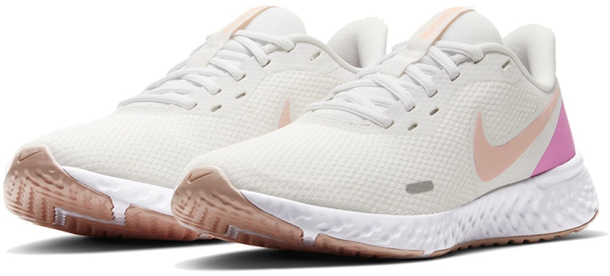 (Women) Nike Revolution 5 'White Fire Pink' BQ3207-103 Lookbook (Women) Nike Revolution 5 'White Fire Pink' BQ3207-103