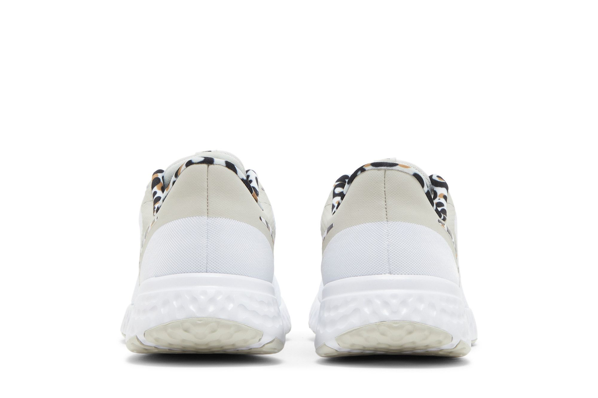Details for (W) Nike Revolution 5 Premium ''Luipaard'' DA3083-110