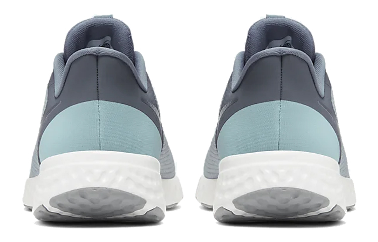 (W) Nike Revolution 5 Wide 'Wolf Grey' 圖 4