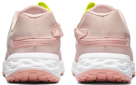 Nike REVOLUTION 6 FlyEase Next Nature 可回收材料 低幫 跑步鞋 女款 粉白色 Purchase Nike REVOLUTION 6 FlyEase Next Nature 可回收材料 低幫 跑步鞋 女款 粉白色