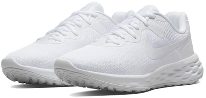 (W) Nike Revolution 6 Next Nature 'Putih Triple' DC3729-102 Lookbook (W) Nike Revolution 6 Next Nature 'Putih Triple' DC3729-102