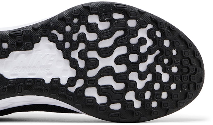 (W) Nike Revolution 6 Next Nature Wide 'Hitam Putih' DC9001-003 Purchase (W) Nike Revolution 6 Next Nature Wide 'Hitam Putih' DC9001-003