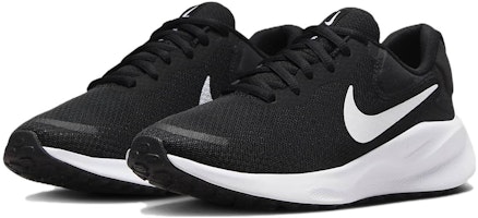 (W) Nike Revolution 7 'Hitam Putih' FB2208-003 Lookbook (W) Nike Revolution 7 'Hitam Putih' FB2208-003