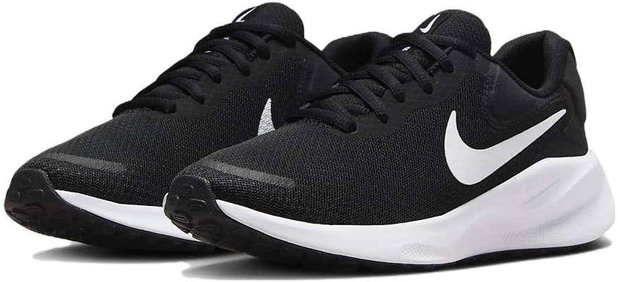 (W) Nike Revolution 7 'Hitam Putih' FB2208-003 Lookbook (W) Nike Revolution 7 'Hitam Putih' FB2208-003