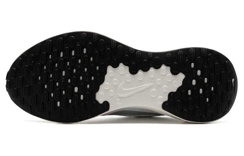 Purchase （女款）Nike Revolution 7 '白色金屬銀' FB2208-101
