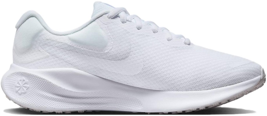 (W) Nike Revolution 7 'Putih Biru Pucat' FB2208-100 Order (W) Nike Revolution 7 'Putih Biru Pucat' FB2208-100