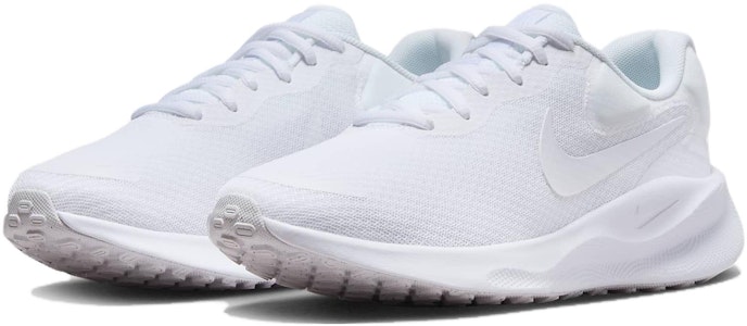 (W) Nike Revolution 7 'Putih Biru Pucat' FB2208-100 Lookbook (W) Nike Revolution 7 'Putih Biru Pucat' FB2208-100