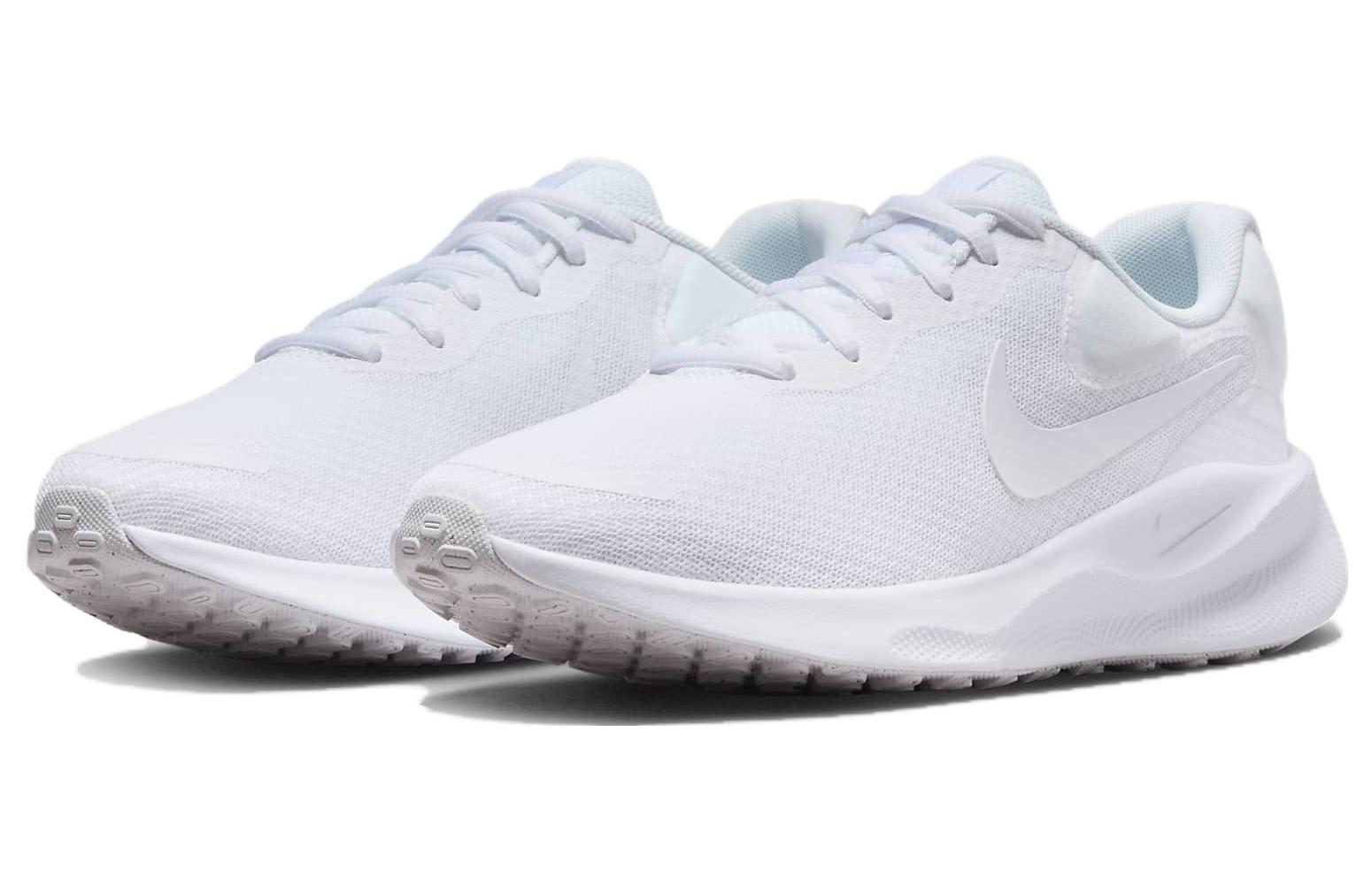 Shop (W) Nike Revolution 7 ''Blanc Bleu Pâle'' FB2208-100