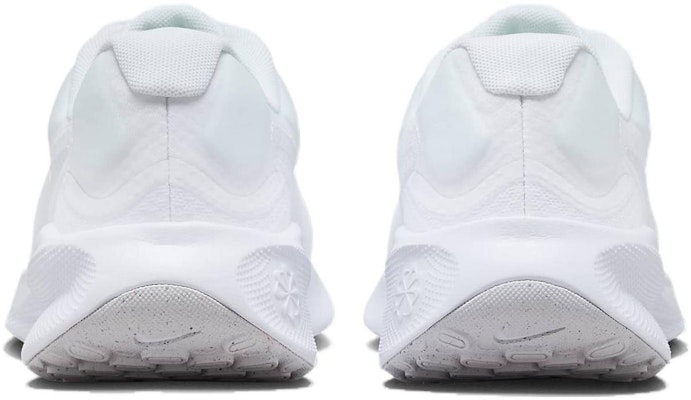 (W) Nike Revolution 7 'Putih Biru Pucat' FB2208-100 Purchase (W) Nike Revolution 7 'Putih Biru Pucat' FB2208-100