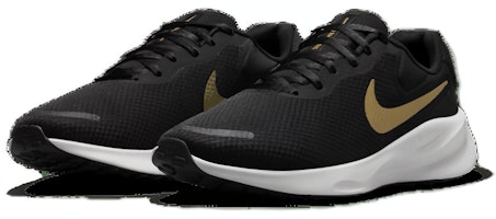 (W) Nike Revolution 7 Wide 'Hitam Emas Metalik' FZ6829-002 Lookbook (W) Nike Revolution 7 Wide 'Hitam Emas Metalik' FZ6829-002