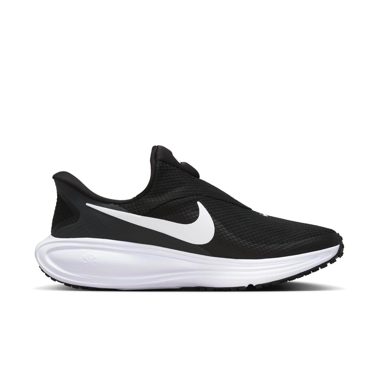 Details for (W) Nike Revolution 8 Fácil de Poner Negro/Blanco 001 HQ2415-001