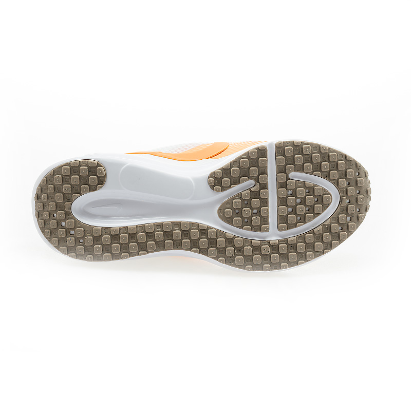 Purchase (W) Nike Revolution 8 Fácil de Poner. HQ2415-101