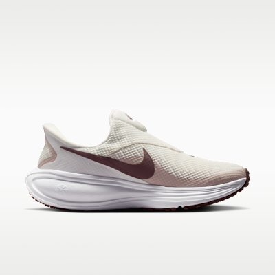 Lookbook (W) Nike Revolution 8 Easy On 幻影白/銀紅/刺青配色 HQ2415-002