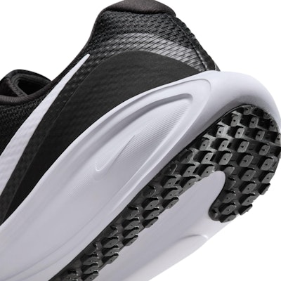 (W) Nike Revolution 8 Ancho 002 Negro/Blanco HQ1995-002 Sizing (W) Nike Revolution 8 Ancho 002 Negro/Blanco HQ1995-002