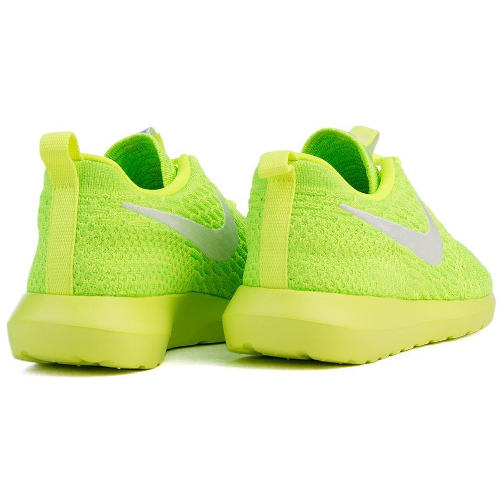 Shop (W) Nike Roshe NM Flyknit 'Volt' Sepatu Sneakers Pria Hijau Neon 843386-701